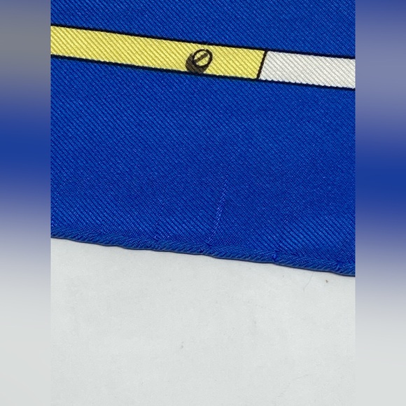 Hermes Vintage Carre 90 Silk Scarf”SEXTANTS”by Loic Dubigeon - Picture 14 of 16